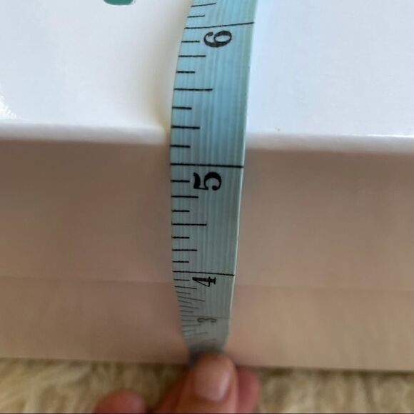 amazon Baby Box NWOT  - Picture 7 of 7